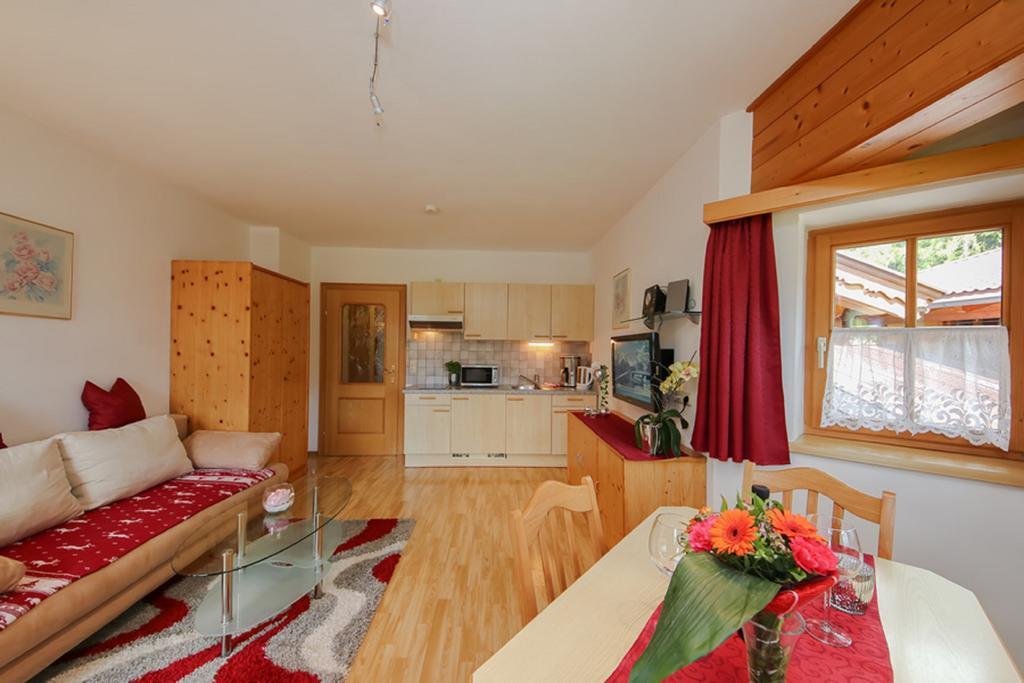 Apartamento Haus Breithornblick Maria Alm am Steinernen Meer Exterior foto